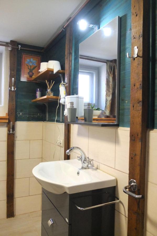 Muskatli Vendeghaz Apartment แซแก็ด ภายนอก รูปภาพ
